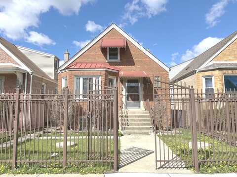 7136 S Whipple Street, Chicago, IL 60629