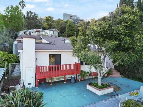 2912 Park Center Drive, Los Angeles, CA 90068