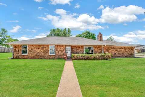 302 Maple Street, Elk City, OK 73644