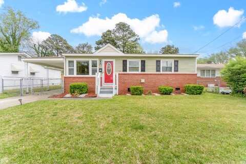 2811 Pinewell St, Portsmouth, VA 23704