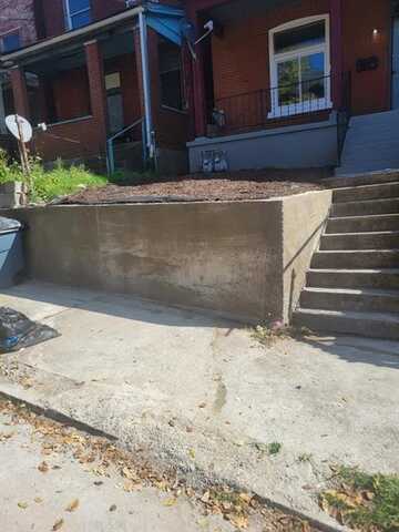 504 Campbell St, Wilkinsburg, PA 15221