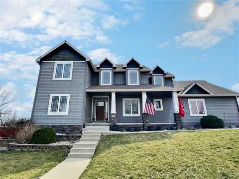 923 S 10th Street, Adel, IA 50003