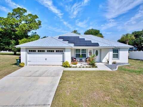 118 Friendly Circle, Sebring, FL 33876