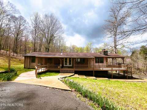 555 Lake Lane, New Tazewell, TN 37825