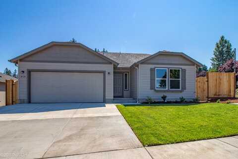 3759 NW 7th Lane, Redmond, OR 97756