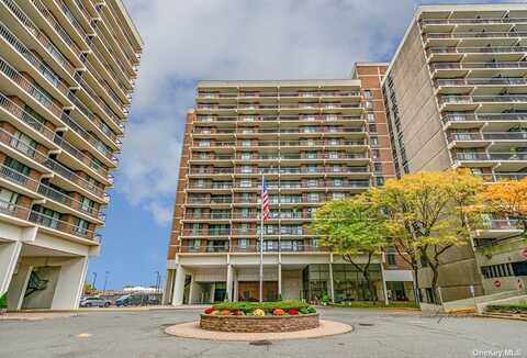 152-18 Union Turnpike, Flushing, NY 11367