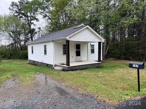 167 Walker Lake Road, Forest City, NC 28043