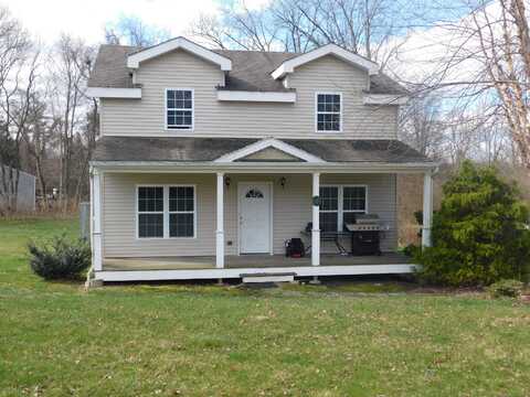 16 Bayberry Lane, Danbury, CT 06811