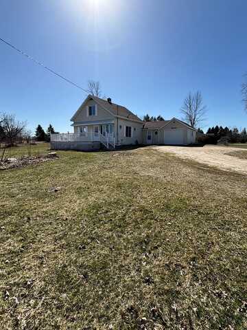 3086 Pine Ln, Brussels, WI 54204