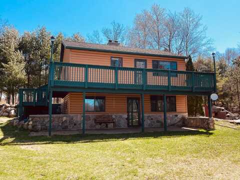 8215 S Island View Drive, Newaygo, MI 49337