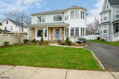 506 Walnut St, Roselle Park, NJ 07204