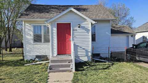 425 W Wisconsin, Russell, KS 67665