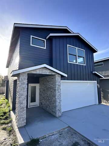 8173 N Breezy Ave, Boise, ID 83714