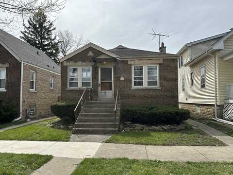 8911 Southview Avenue, Brookfield, IL 60513