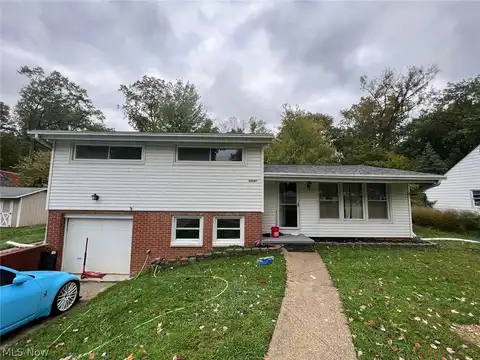 28842 Oring Road, North Olmsted, OH 44070