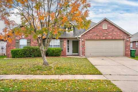 21550 E 39th Place, Broken Arrow, OK 74014