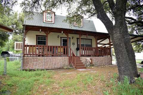 7222 Emerald Drive, Brownwood, TX 76801