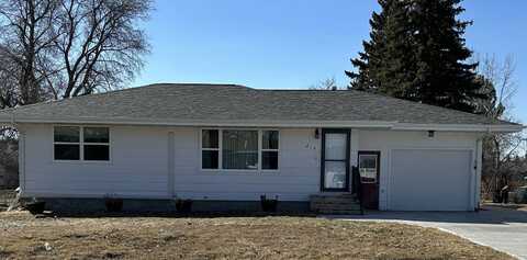 214 6th Ave NE, Rolla, ND 58367