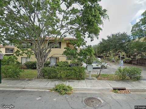 2Nd, Lake Worth, FL 33460