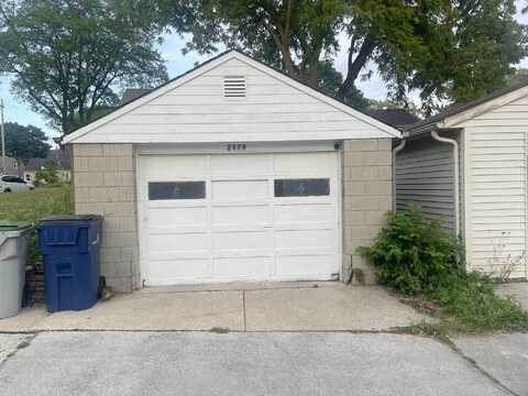 89Th, MILWAUKEE, WI 53222