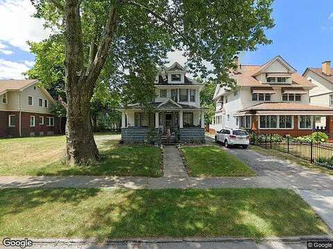 Carlyon, CLEVELAND, OH 44112