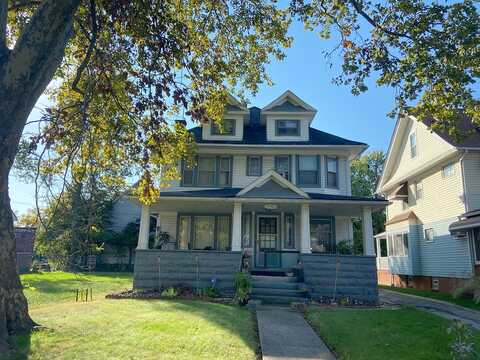 Carlyon, CLEVELAND, OH 44112