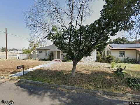 28Th, SAN BERNARDINO, CA 92405