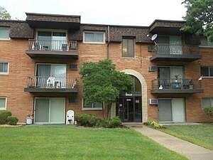 Hickory Ct # 324, LANSING, IL 60438