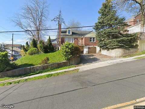 Roberts, YONKERS, NY 10703