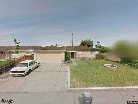 Poplar, MANTECA, CA 95336