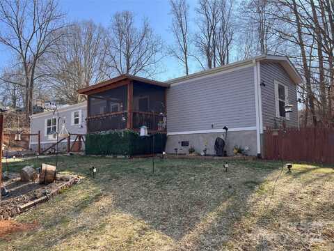 7 Tiger Way, Weaverville, NC 28787