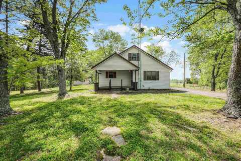 115 Trenton Highway, Bradford, TN 38316