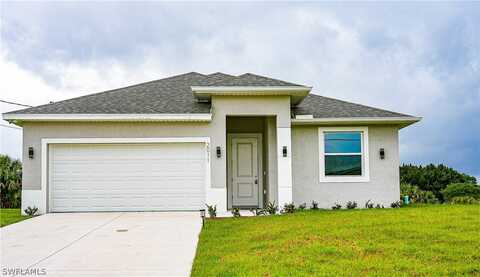 2011 inglewood Circle, LABELLE, FL 33935