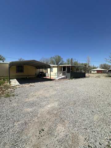 2305 Criss Road SW, Albuquerque, NM 87105