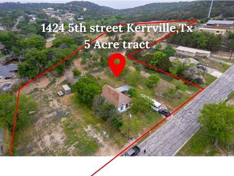 1424 5th St, Kerrville, TX 78028