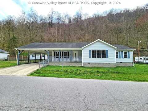 632 Accoville Hollow Road, Accoville, WV 25635