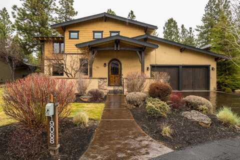 19068 Mt Hood Place, Bend, OR 97703