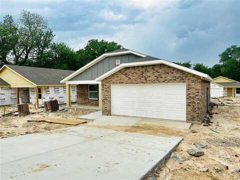 824 North Street, Weatherford, TX 76086