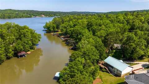 527 Lee Road 687, Smiths Station, AL 36877