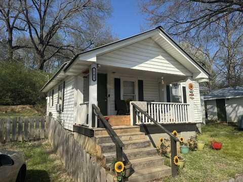 107 W Spring Street, Ola, AR 72853