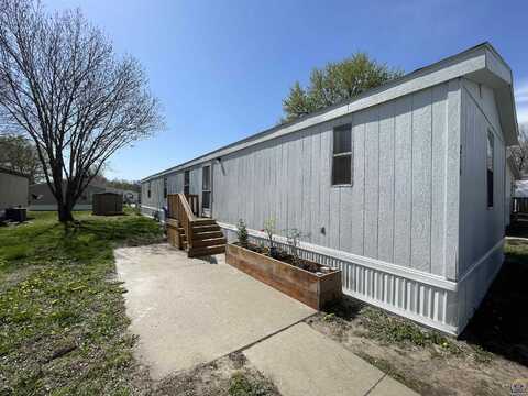 1900 NW Lyman RD, Topeka, KS 66608