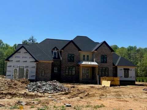 7615 Pemberley Drive, Oak Ridge, NC 27310