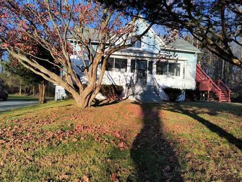 692 Milton Turnpike, Plattekill, NY 12589