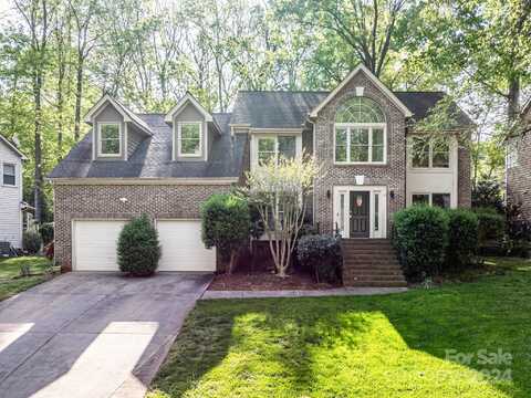 12614 Cliffcreek Drive, Huntersville, NC 28078