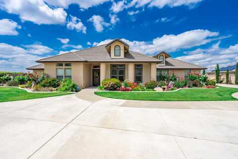 2246 Vintage PL, Hanford, CA 93230