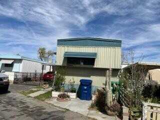 1304 E Avenue I, Lancaster, CA 93535