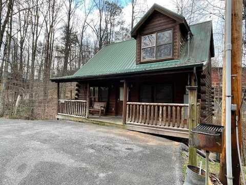 2161 Red Bud Road, Sevierville, TN 37876