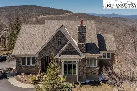 330 N Pinnacle Ridge Road, Beech Mountain, NC 28604