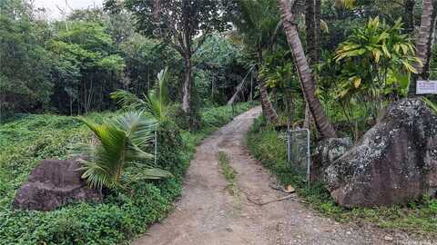 53-354 Kamehameha Highway, Hauula, HI 96717