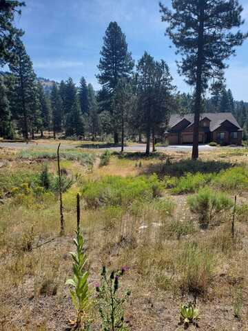 1077 Timber Ridge Loop, Klamath Falls, OR 97601